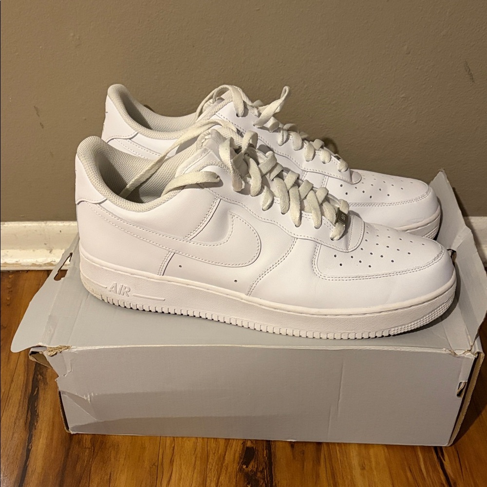 Nike Men's All-White Air Sneakers
